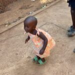 Dayana Handjieva Instagram – Пожелаваме си щастие, но знаем ли какво всъщност стои зад тази дума? 
Ако искате да попитаме децата в Уганда, те със сигурност знаят, а благодарение на тях, аз също го усетих ❤️

P.S. Ето доказателство, че Рошана не спи непрекъснато 😁 В действителност е щуро слънчице като повечето деца ☺️

#uganda #africa #kids #happiness #smile #smileforafrica #loveafrica #hakunamatata Kampala, Uganda