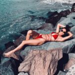 Dayana Handjieva Instagram – Delete a letter of his name from your contacts every time he makes you upset. When his name’s gone, he’s gone. 
Hangman this mf 🪓

📷 @freshprinceofsofia 

#notimeforthis #staytoxic  #sea #sunbath #redswimsuit #travel #vacation