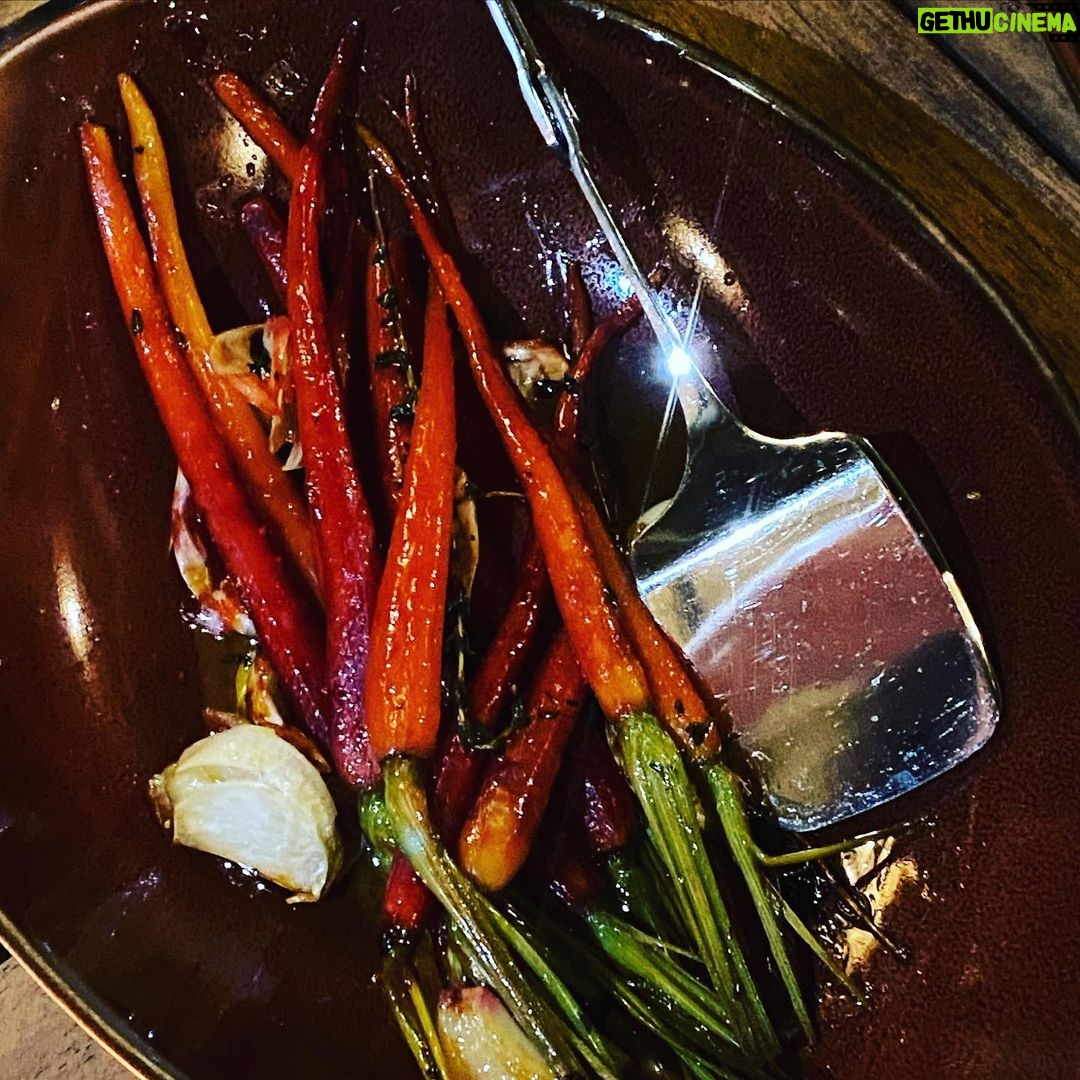 Deanna Yusoff Instagram - Had an absolutely lovely private dining experience @thesundial.space. Perfect combination of food made with love, people with words and stories, beautiful setting and homely hosts. Thank you @markleeintl for sharing your talent. #privatedining #singapore #thursdaynight #lovefood #homecooked #european #portugal #stories #travel The Sundial