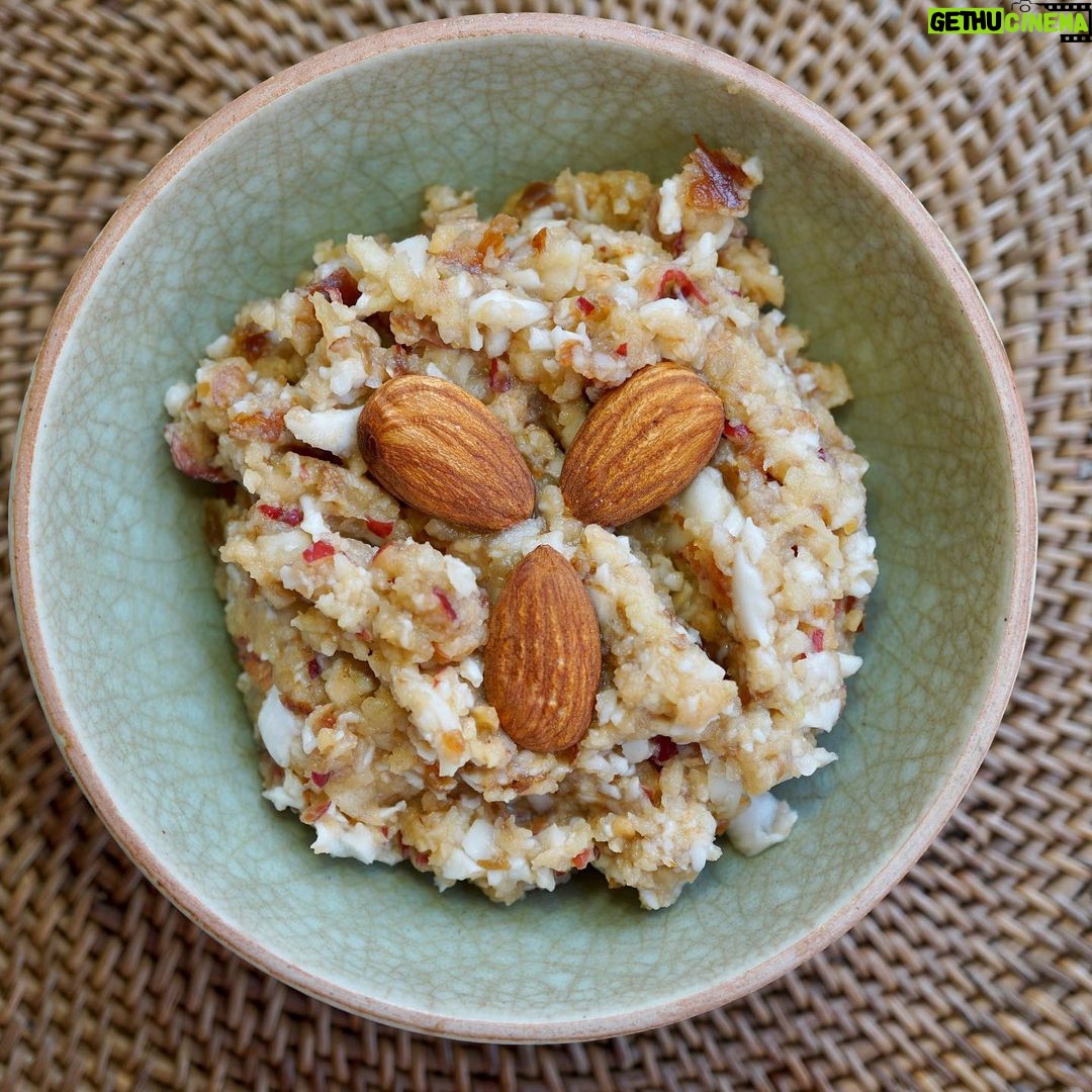 Deanna Yusoff Instagram - Thank you to everyone who watched my first IG Live session on Monday. I had fun and am grateful to @lifestyleasiakl for organising this. For those of you who missed it, I’ll be uploading the video in the next few days. Fresh Muesli Ingredients: 80 gr fresh coconut flesh 1 Apple, core removed, quartered (green or red) 3-5 dates, pitted 10 almonds Thermomix user: Place all the ingredients in mixing bowl and Turbo 2sec/1 time. Serve immediately For those who don’t have their Thermomix yet: (hint hint, you know how to reach me) Depending on your blender, cut the ingredients up extra small. Blend everything at a medium speed (we don’t want it to become a purée) Alternately you could just finely chop and mix all the ingredients by hand. #iglive #rawmuesli #thermomix #dudukrumah #stayhome #bukapuasa #healthyeating #simplerecipe #ramadhan #immunesystem #staysafe #staypositive #balance #productive #goodhealth #harmony #love #livingwithdeanna #cookingwithdeanna #journey #gratitude #blessing #eurasian #actress #fun #happiness