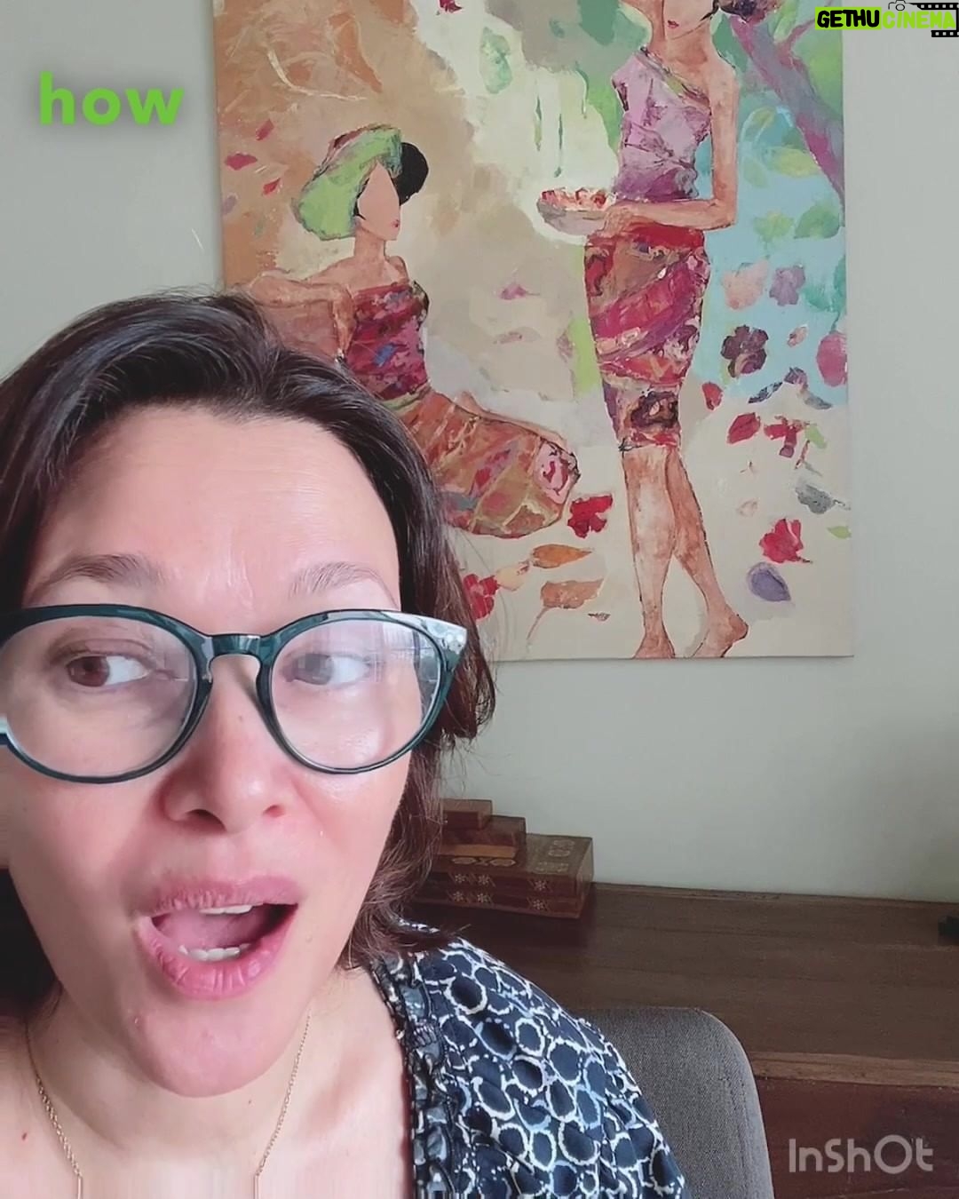Deanna Yusoff Instagram - Essential oils (EO) have gained popularity in recent years, with many companies offering a wide range of scents packaged in small bottles. However, while these products may be enticing, it's important to understand the benefits and potential dangers associated with essential oils. Fortunately, there's much to learn about these natural extracts, from their uses in aromatherapy and skincare to their therapeutic properties and potential risks. So, let's embark on a journey of discovery together and explore the world of essential oils. Make sure to save this post or follow me to stay updated on the latest information. Btw that "meow"was by my cat Limone! #essentialoils #naturalhealing #aromatherapy #healthandwellness #skincare #holistichealth #selfcare #mindbodyspirit #organic #plantpower #wellnessjourney #naturalliving #pureessentialoils #oilylife #relaxation #meditation #mentalhealth #healthylifestyle #selflove #chemicalfree