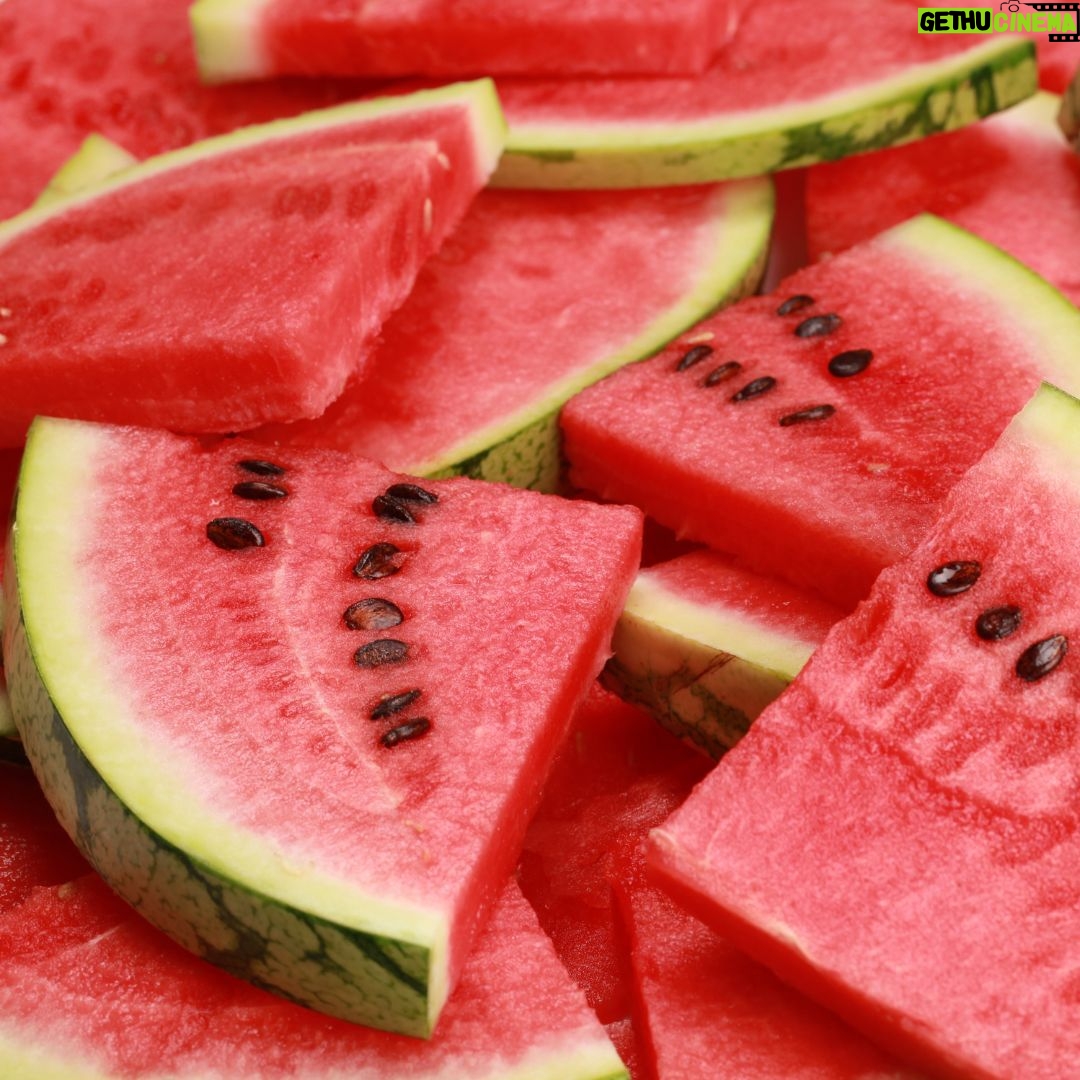 Deanna Yusoff Instagram - Watermelon seed oil has quickly become one of my go-to carrier oils for formulations. Its unique properties make it a perfect choice to use when creating natural skincare products. This oil (Citrullus Lanatus) is derived from the seeds of the watermelon fruit. It has gained popularity in recent years for its potential benefits for the skin. This amazing carrier oil is light yellow in colour and has a sweet, nutty scent. It is perfect for our climate as it is non-greasy and can penetrate deeply while giving you an extra boost thanks to its hefty helping of vitamin F (or omega 6s). Exciting news! My latest creation that will be out soon contains this oil. Keep an eye out for it...you won't want to miss this one! Hit the SAVE Button Now! #watermelonseedoil #citrullus_lanatus #seedoil #carrieroils #nongreasy #holisticskincare #holisticskin #ageingwell #naturalskincare #aging #wrinkles #wellaging #skin #skinhealth #ingredient #dryskin #complexion #skincareingredient #malaysia #certifiedformulator #edelbotanica #singapore #deannacreates #deannaformulates #actress
