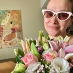 Deanna Yusoff Instagram - Welcome home flowers from a dear friend. #friendship #welcomehome #malaysia #brightenyourday #home