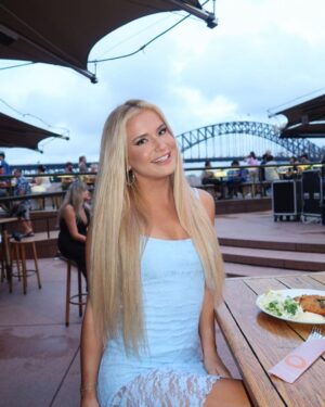 Deb Chubb Instagram - Can officially say I’ve been to Sydney now 📍