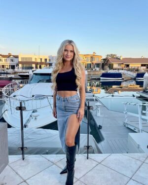 Deb Chubb Instagram - Whose driving the boat?