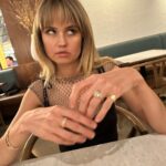 Debby Ryan Instagram - no that’s just how my face looks