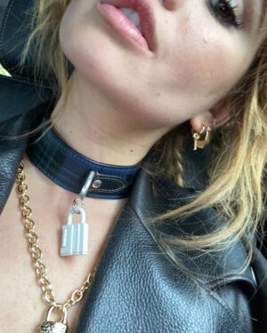 Debby Ryan Instagram - put me in @coach 🔐⛓