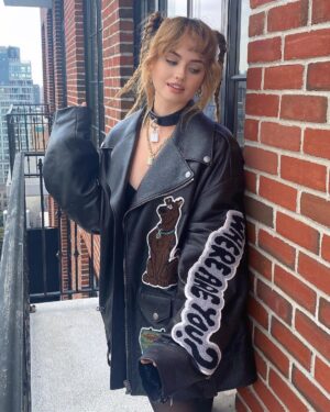 Debby Ryan Instagram - put me in @coach 🔐⛓