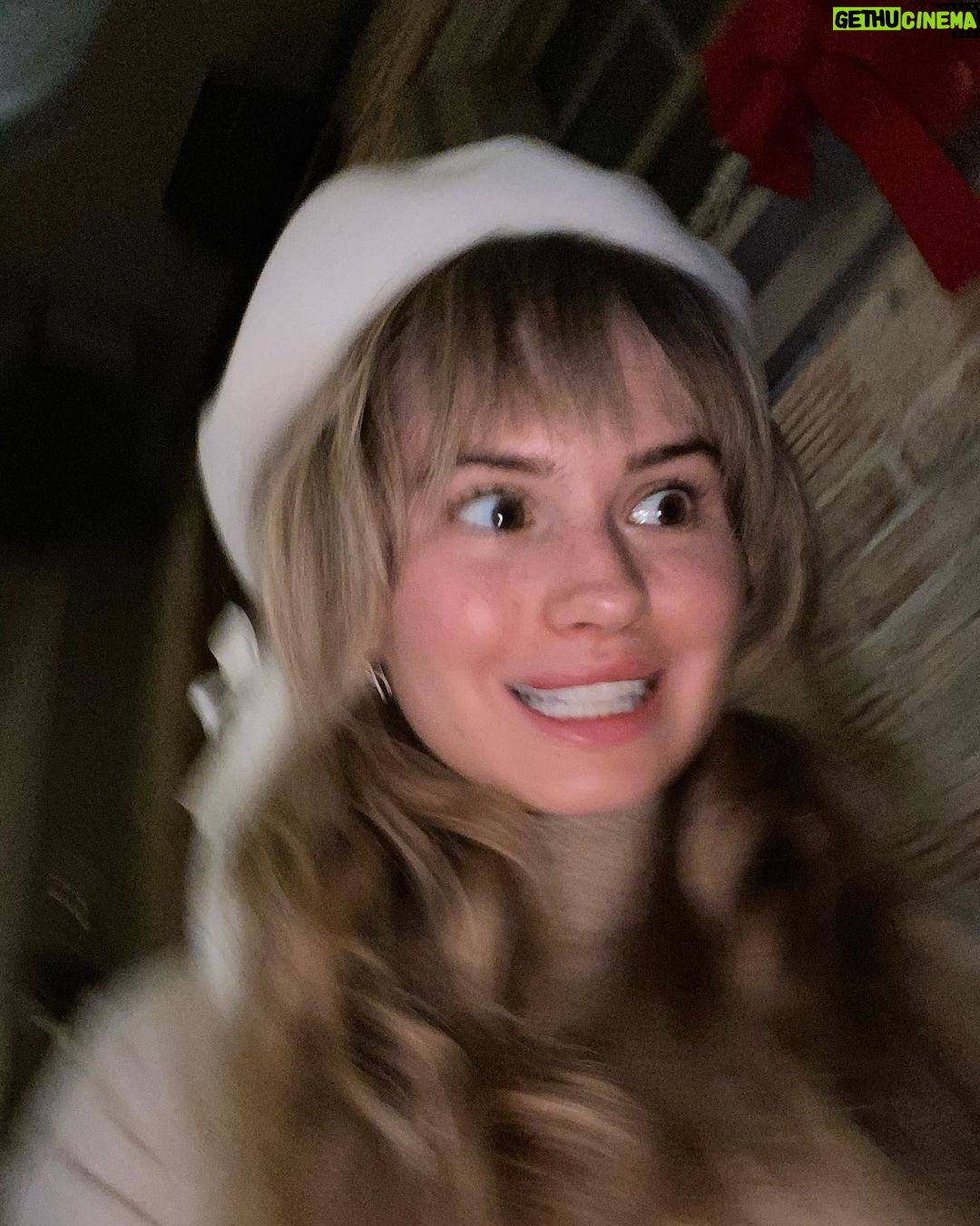 Debby Ryan Instagram - needed to show you guys my grandma’s wrapping paper 👢🥶also the sweet little whiskers in the last pic 。:゚૮ ˶ˆ ﻌ ˆ˶ ა ゚:。 this is not my favorite time of year. never has been. but I’m so grateful for the people I love — and technology for keeping us connected 🥴