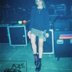 Debby Ryan Instagram - tag urself I am the skateboard in the back pocket of the jncos