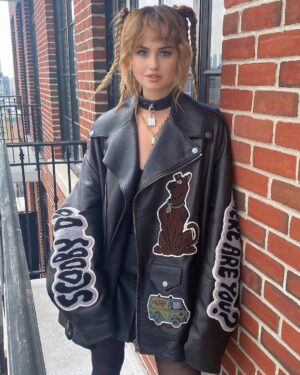 Debby Ryan Instagram - put me in @coach 🔐⛓