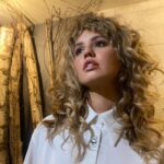 Debby Ryan Instagram - Can someone please explain the assignment Misha used @lorealparis Infallible powdered foundation bc I like it to look and feel like skin… with that 24hr wear because they say New York City doesn’t get much sleep… neither does a #lorealparispartner for that matter 1 Hotel Brooklyn Bridge