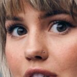 Debby Ryan Instagram - giving first lady of the fun festival in minor it’s giving dissonance, cognitive and otherwise — and that’s the tone of the film ✨🧃