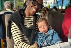 Deborah Roberts Instagram - What a year of ups…downs… twists…turns…smiles…and heartfelt gratitude. Thank you 2023 for all you gave and taught.