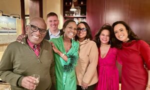 Deborah Roberts Instagram - The sparkle of the holiday season … festive…joyous…exhilarating…and not for the faint of heart.