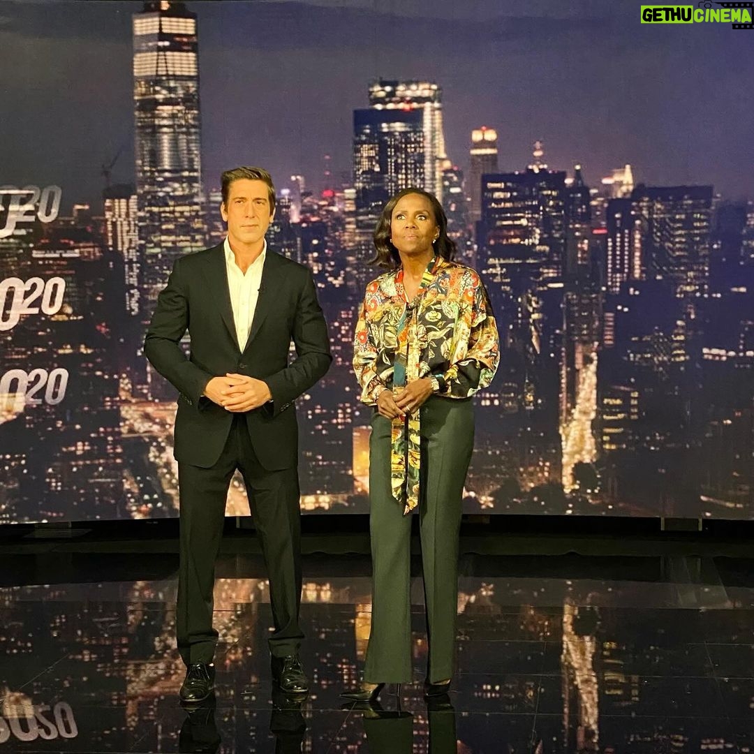 Deborah Roberts Instagram - Prepping for @abc2020 tonight with @davidmuirabc Join us to hear the story of a former NFL player, his teen son and a stunning tale of deceit and deception.