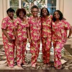 Deborah Roberts Instagram - Family Values. My cherised siblings gathered together to embrace, support and love on Tina, who’s making her way through her cancer journey. Along the way, a pajama party broke out along with shopping and fabulous dinners and laughs. The best Christmas gifts don’t need packaging and bows. What a beautiful reminder. So grateful for family love and YOU @tclarington #joy #prayer #love