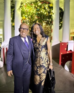 Deborah Roberts Instagram - What a beautiful night…feeling the sparkle and brightness of the season. Always a privilege to step inside these doors. And this year’s theme of #magic #wonder and #joy sure resonated. #christmastime