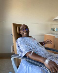 Deborah Roberts Instagram - Friday flashback. What a difference a year and a whole lotta blessings make! #thankful beyond words @alroker #grateful #heart