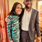 Deborah Roberts Instagram – A new year. A new perspective. A new moment of gratitude for the support of family and friends. 
#sisterhood #grateful #heart