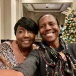 Deborah Roberts Instagram - Family Values. My cherised siblings gathered together to embrace, support and love on Tina, who’s making her way through her cancer journey. Along the way, a pajama party broke out along with shopping and fabulous dinners and laughs. The best Christmas gifts don’t need packaging and bows. What a beautiful reminder. So grateful for family love and YOU @tclarington #joy #prayer #love