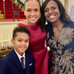 Deborah Roberts Instagram - What a beautiful night…feeling the sparkle and brightness of the season. Always a privilege to step inside these doors. And this year’s theme of #magic #wonder and #joy sure resonated. #christmastime White House