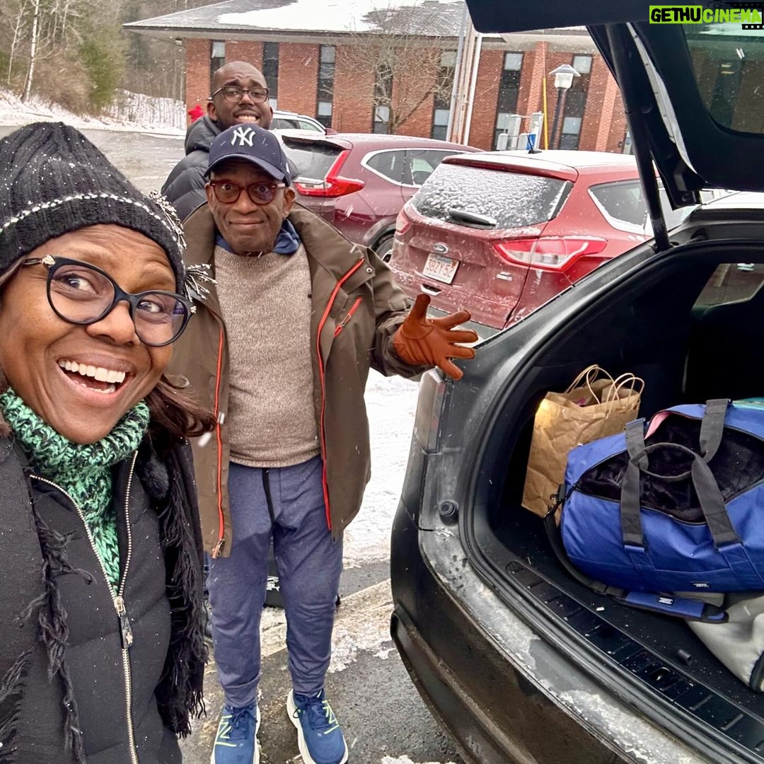 Deborah Roberts Instagram - Sunday #blessings Winter break ends and contentment begins…knowing we’re all rediscovering our places of #joy (miss you Nick and we know you’re dancing too)