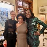 Deborah Roberts Instagram – A new year. A new perspective. A new moment of gratitude for the support of family and friends. 
#sisterhood #grateful #heart