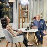Deborah Roberts Instagram – Friday finish…lots to consider tonight. Sat down with my fave weather guy @alroker to spill some tea for @entertainmenttonight about my television career and work @abc2020 
And prepping for tonight’s intriguing episode with @davidmuirabc about the mysterious disappearance of a young woman from a mall  Hope you’ll tune in to both programs tonight