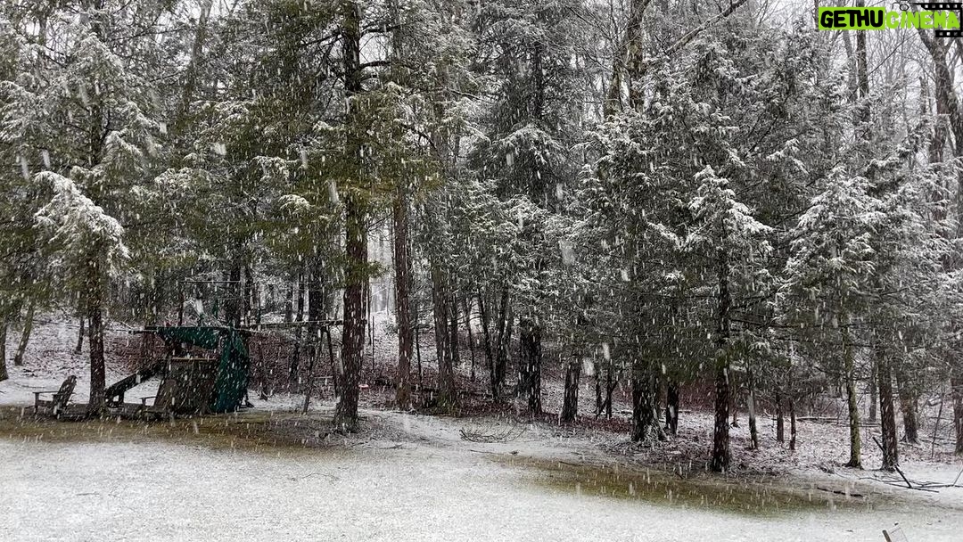 Deborah Roberts Instagram - Clearly, we’re having a real #winter this year. Who’s loving the snow as much as I am?