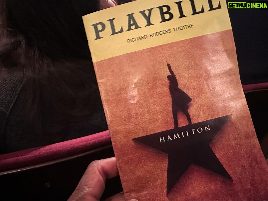 Deborah Roberts Instagram - Monday #mood Hamilton still dazzles all these years later. What a joy to come back again to this mesmerizing show for the final performance of @mig.cervantes who starred in the show for seven years. That’s more than 200 days of performances 24/7 according to the brilliant creator @lin_manuel told us after a standing ovation. Only Hamilton himself inhabited the persona longer. Congrats to the talented Miguel and his lovely family who cheered on his breathtaking performance. We thought the crowd would never let him leave the stage. What a run! Thanks for including us in this moment! Back to singing In The Room where it Happens! Also a big congrats to @alysha_des who finished her run as Eliza. And @thaynejasperson who keeps going and going! @hamiltonmusical Shubert Theater on Broadway
