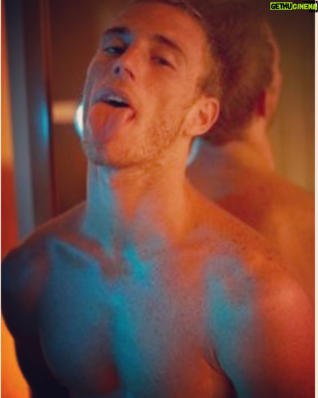 Debra DiGiovanni Instagram - Here’s a picture of my boyfriend Stefan. This is how he waits for me. Good boy. Anyway. We totally made out after this. 🙋🏻♀️♥️ #debrasfakeboyfriendfriday