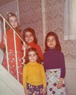 Debra DiGiovanni Instagram - Matching Christmas skirts! And, this is not a filter, it’s actually the 70’s!! (I’m the little one in the front- surprise!) 🎄🎄♥️♥️