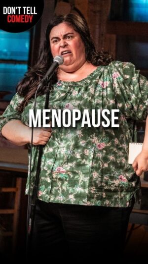 Debra DiGiovanni Instagram - “Menopause” 🎤: @debradg 

📍: @zeno.space | #donttellcomedy #debradigiovanni #standup #comedy #menopause #womenshealth