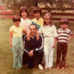 Debra DiGiovanni Instagram - A late addition to #TBT (courtesy of my sister Joanne) THE BIG HEAD FAMILY! We cute. Blurry, but cute. ♥️🙋🏻‍♀️