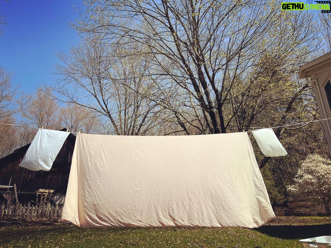 Debra Winger - 1K Likes - Springing. This is how to find Joy in 'dirty laundry'! Disappointment is absurd in spring. No place for it to thrive...
Bought this linen in Paris while making #patriotamazon with a great cast and crew and the brill #stevenconrad . Today my wish is for peace where there are no clotheslines possible.