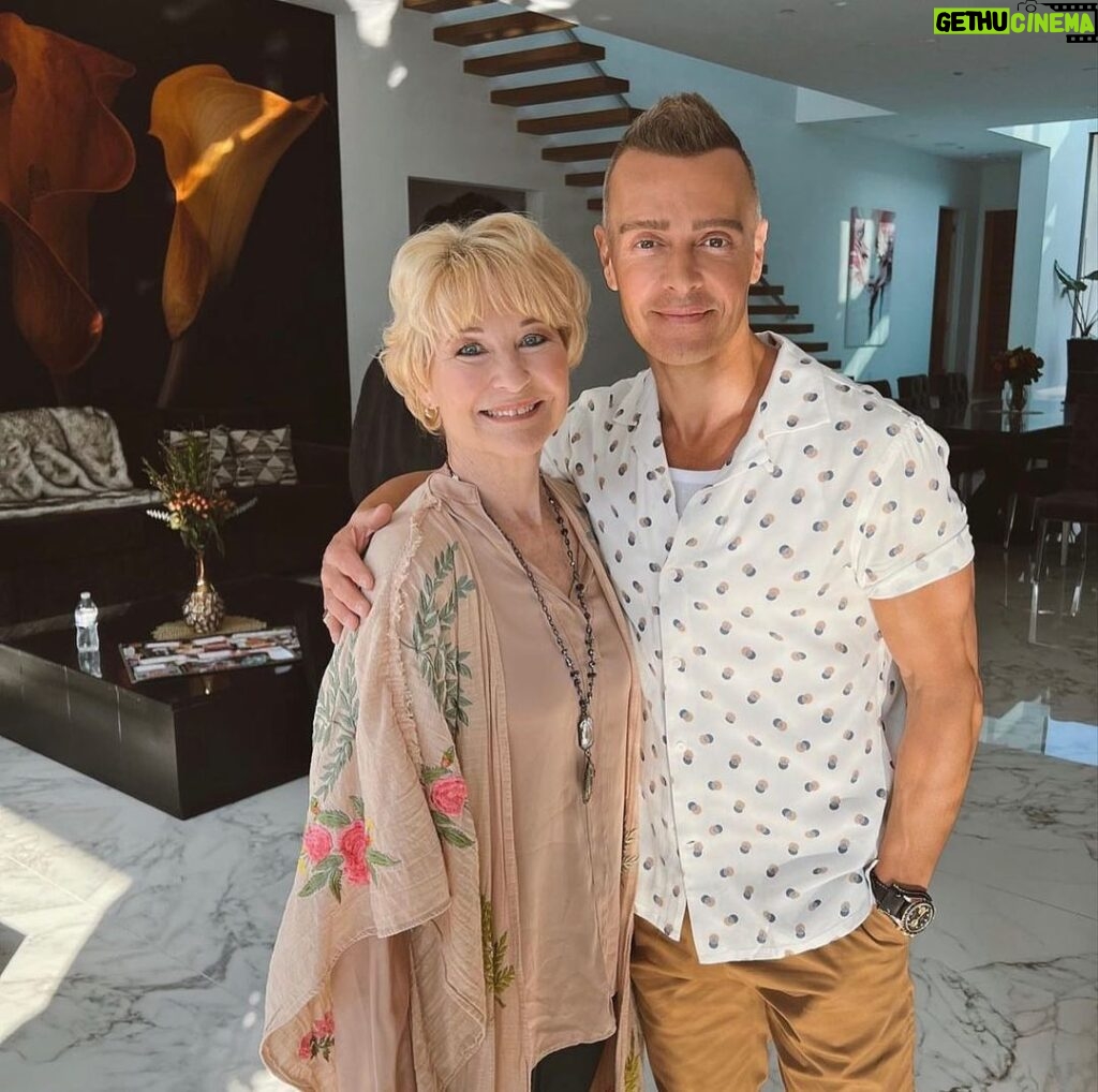 Dee Wallace Instagram - #Repost from @joeylawrence What a treat to work together 30 years later! Such memories.