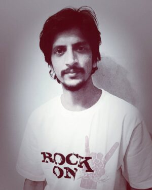 Deepak Agrawal Instagram - Rock On .........
Excel Entertainment Film Production