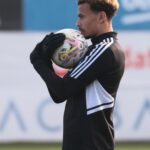 Dele Alli Instagram - 𝐘𝐨𝐮 𝐬𝐚𝐯𝐞𝐝 𝐦𝐲 𝐥𝐢𝐟𝐞. 𝐓𝐡𝐚𝐭𝐬 𝐰𝐡𝐲 𝐈 𝐰𝐢𝐥𝐥 𝐚𝐥𝐰𝐚𝐲𝐬 𝐥𝐨𝐯𝐞 𝐲𝐨𝐮 💜⚽️