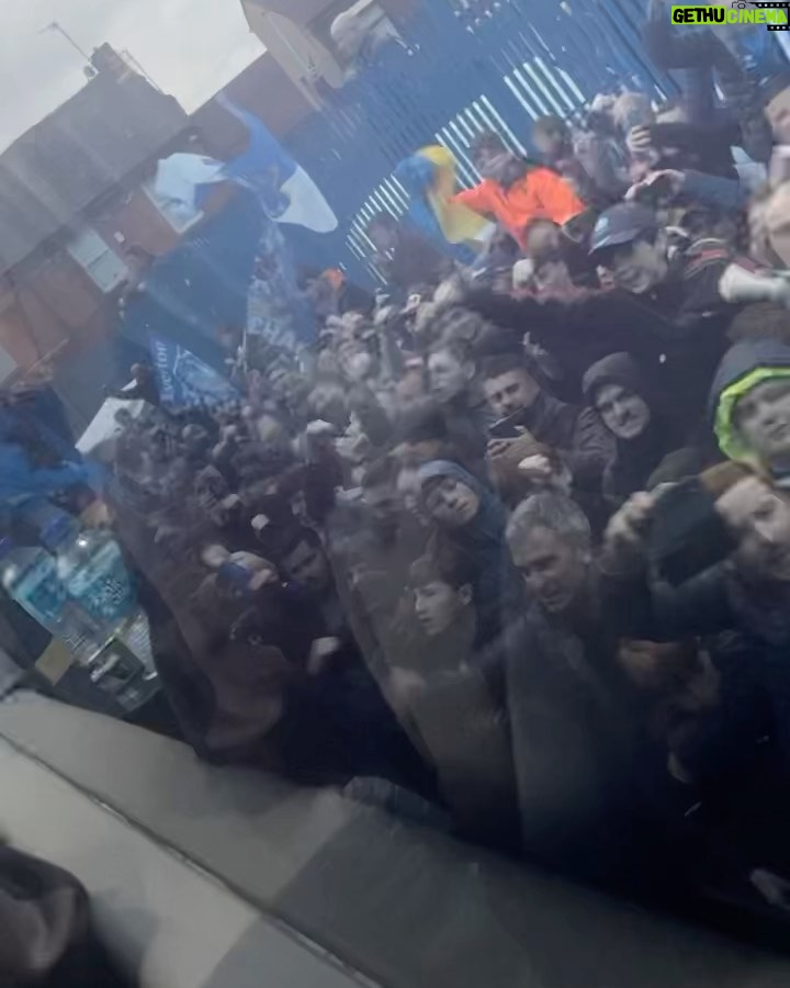 Dele Alli Instagram - The fans won that game today 💙 @everton Goodison Park