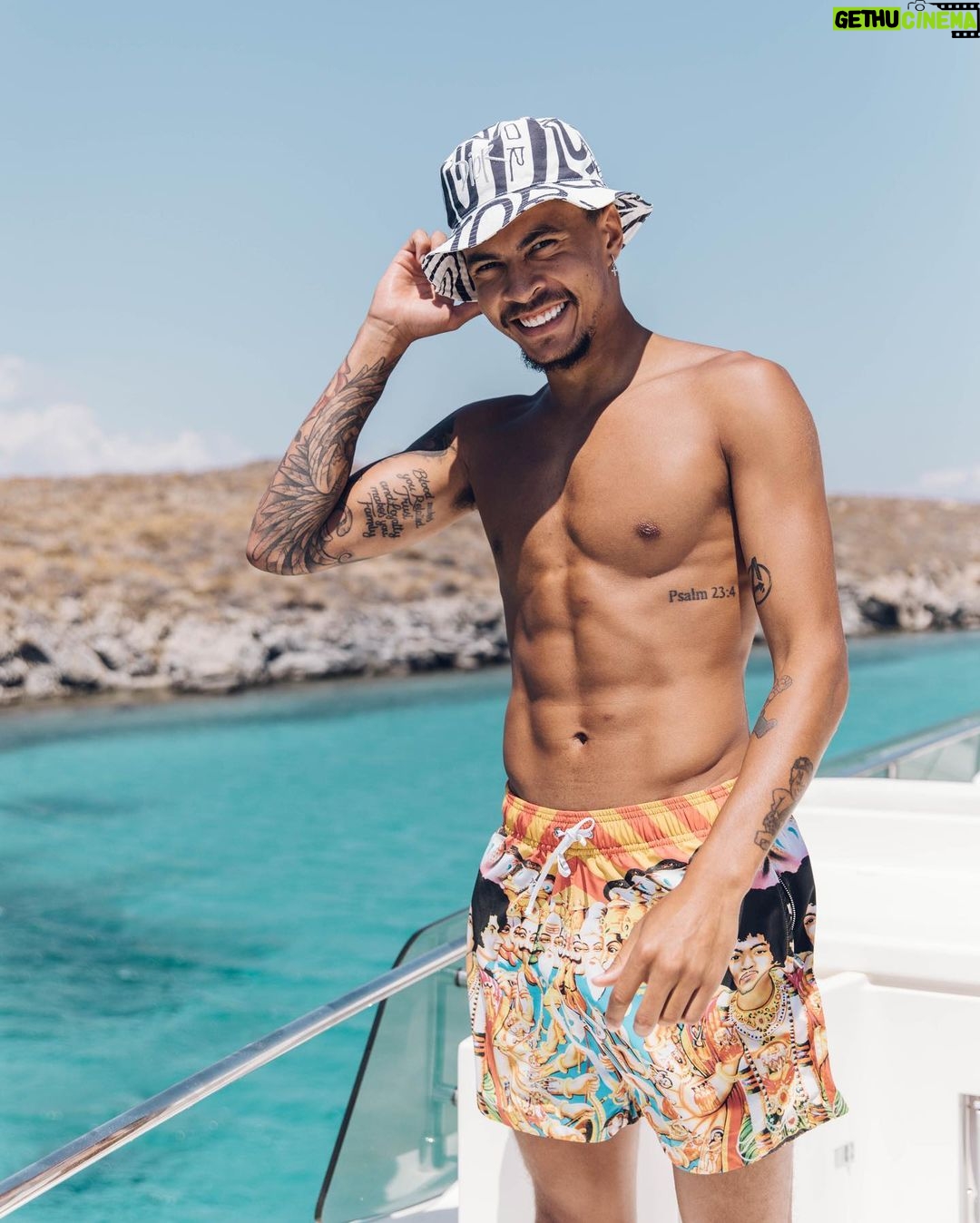 Dele Alli - 344.2K Likes - Refreshed & recharged ☀️