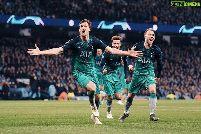 Dele Alli - 585.9K Likes - UNREAL NIGHT!! WE’RE IN THE SEMIS!! 💙💙#COYS