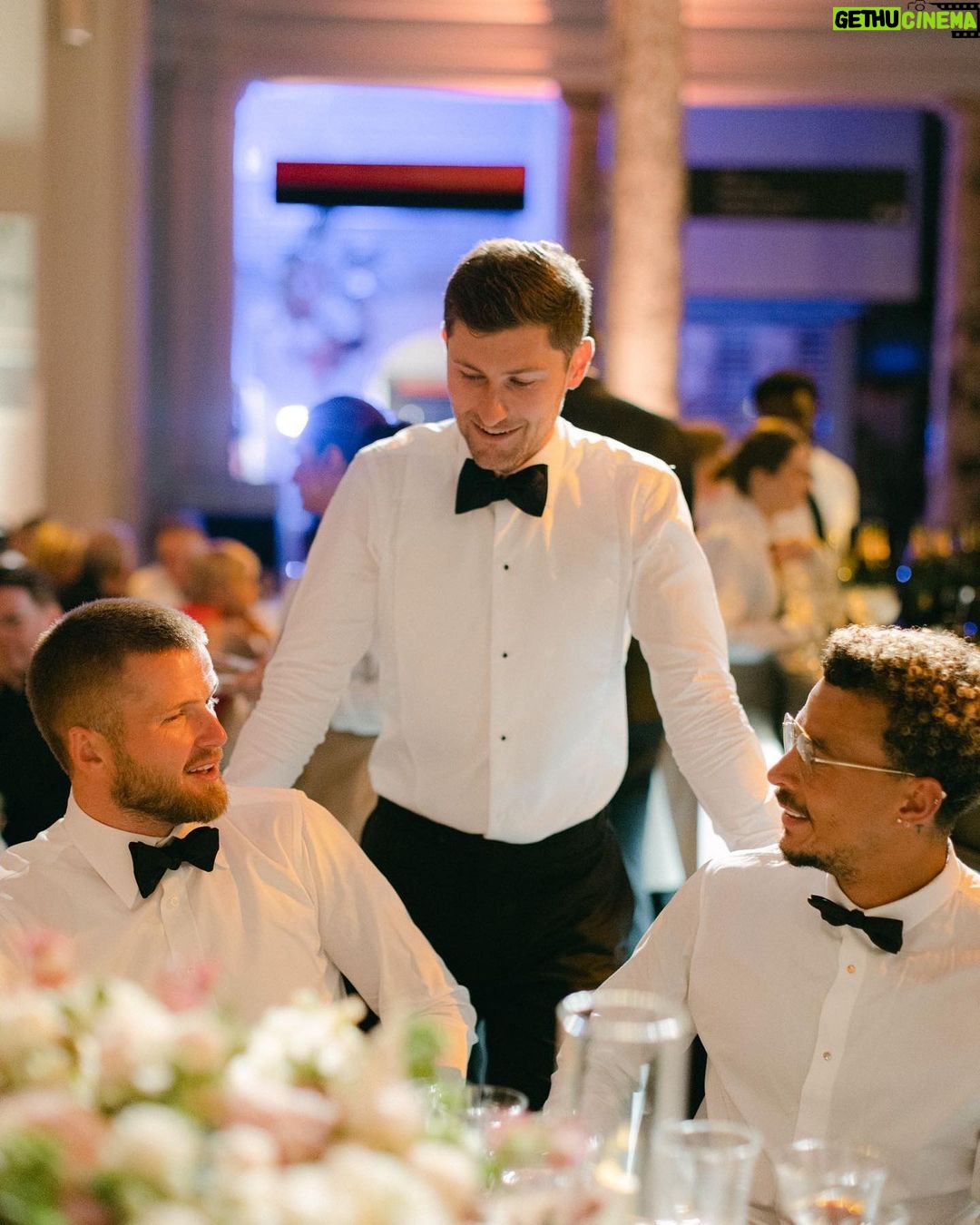 Dele Alli Instagram - Congratulations on your amazing day! @emilycaplandesign and @bendavies33 πππ«πΊπ½π©ββ€οΈβπ¨