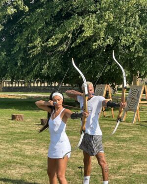 Dele Alli Instagram - Happy 𝑪𝒊𝒏𝒅𝒚 day! Love you to the 🌑 and back 💜💜