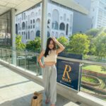 Della Delila Instagram - Buah mangga buah kedondong Buah nanas buah apel buah manggis buah durian Itulah nama buah-buahan … 👧