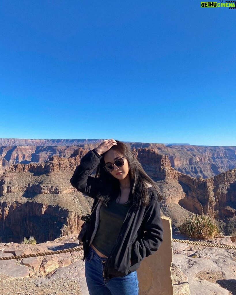 Della Delila Instagram - Uwuw Grand Canyon West Rim. Eagle Point