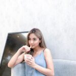 Della Delila Instagram - Siapa yang jadi seneng lagi kl udh makan ice cream ??? - - - - AKUUUU🙋‍♀️🙋‍♀️