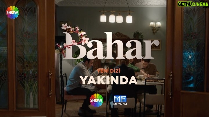 Demet Evgar Instagram - Uzun zaman oldu… 🤍 Hayatın her zorluğuna rağmen içinde Baharı yaşatanlar el kaldırsın.