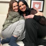 Demi Lovato Instagram - @drewbarrymore is an angel on earth 🥹🖤