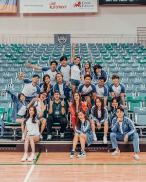 Denise Soong Ee Lyn Instagram - first pic is me finding out it’s a physical education class. 
If you spot me in the second pic, comment down below and I’ll buy one of you a cup of bbt 🤣 and third pic features all my fav people ❤️ video out now!